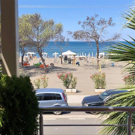 Hotel Alba Shëngjin Екстериор снимка