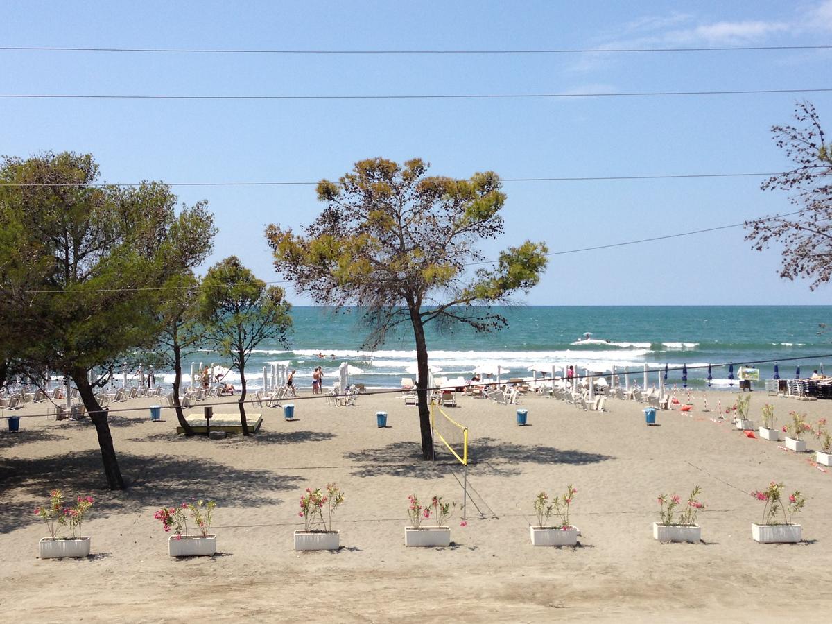Hotel Alba Shëngjin Екстериор снимка