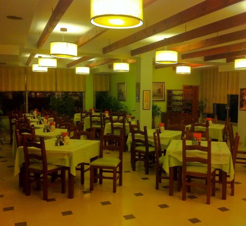Hotel Alba Shëngjin Екстериор снимка