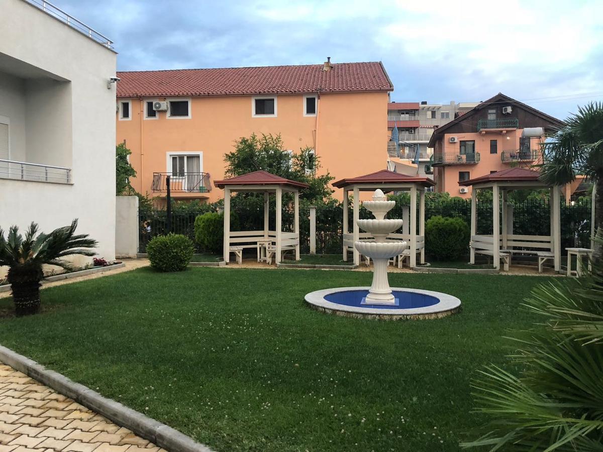 Hotel Alba Shëngjin Екстериор снимка